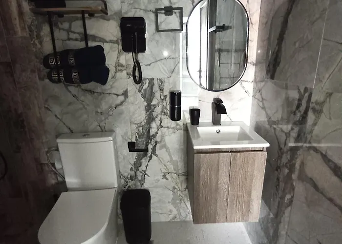 Hollywood * Skiathos-Stadt