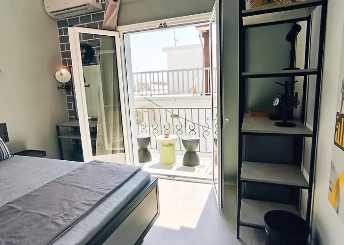 Hollywood Skiathos-Stadt