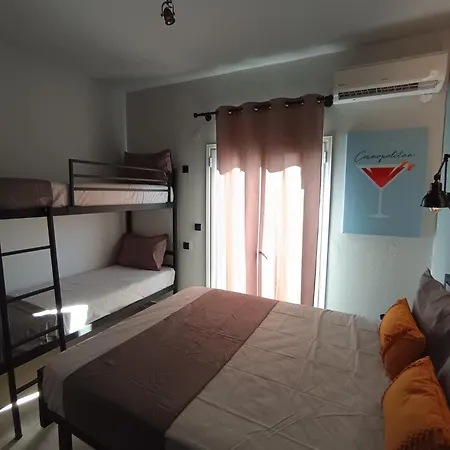 Hollywood * Città di Skiathos